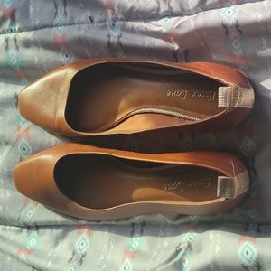 NWT sz 7 Cognac Leather Square Heel Square Toe Flats